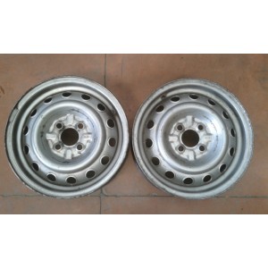 Alfetta gt pair Fergat wheel 5 1/2 x 14