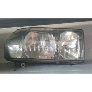 Nsu Ro 80 faro anteriore destro