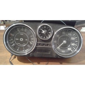 Mercedes w114 speedometer