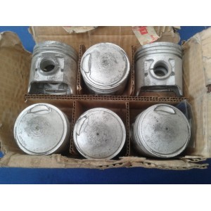 Fiat 1800b pistoni 72,6 senza fasce
