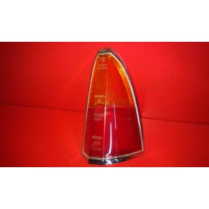 Ford 17m plastica faro posteriore dx