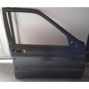 Porta anteriore destra